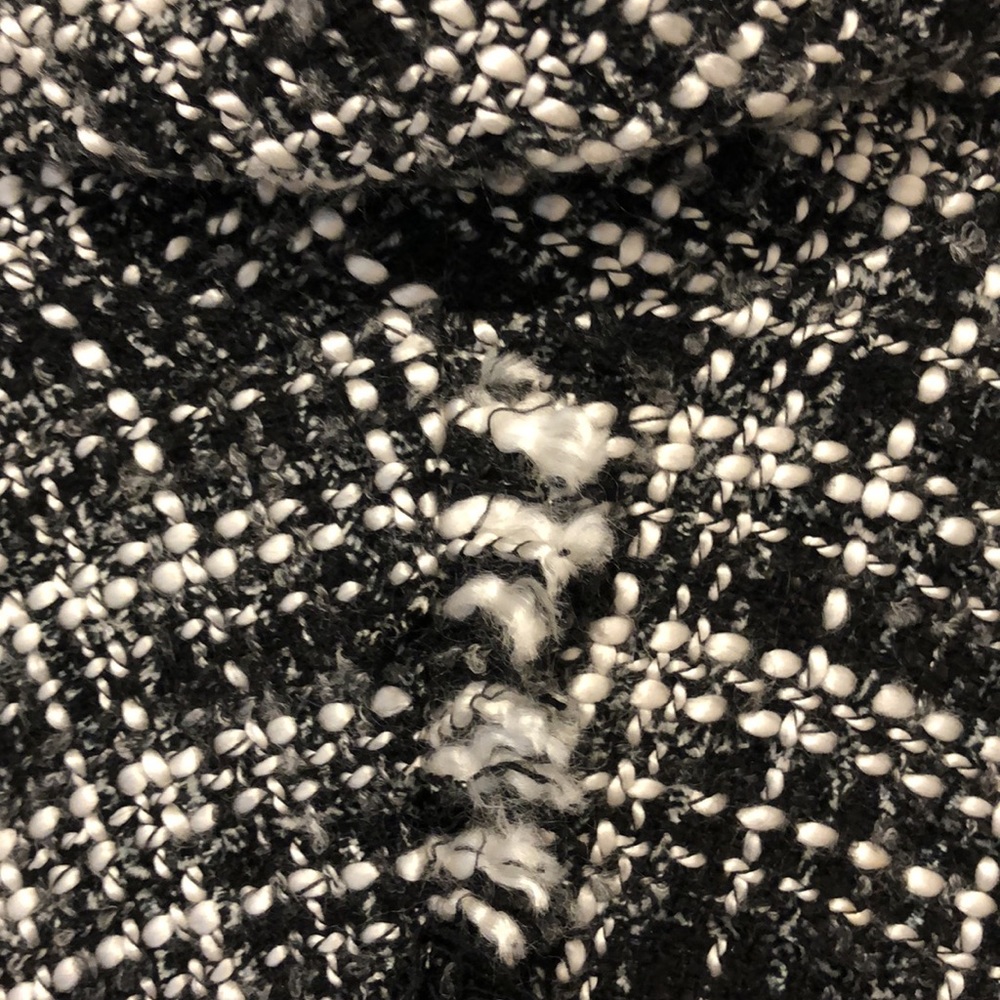 ❌ SOLD ❌Zara Women’s Tweed Pullover (S) - Picture 3 of 7